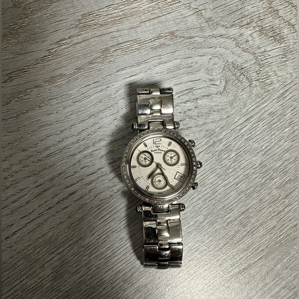 Hand watch - Picture 3 of 3